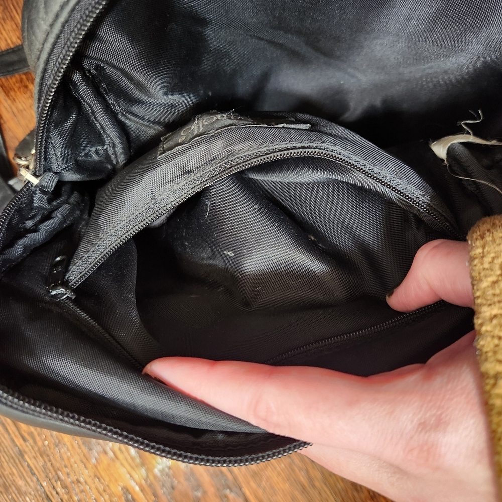 Leather Backpack - Picture 5 of 8